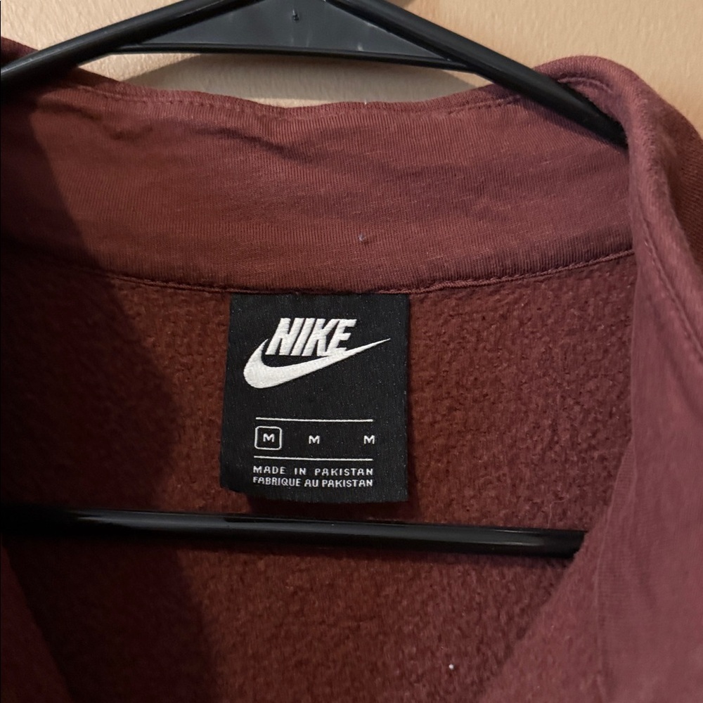 Nike pullover - image 3